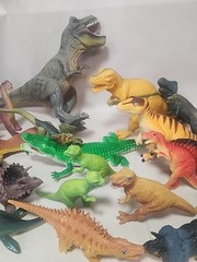 Dinosaurs Lot Of 20 Hard Plastic/Rubber Toys, Mixed Sizes & Brands.