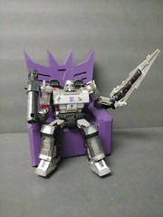 Transformers War for cybertron Earthrise Siege Throne Megatron Fig not Incl