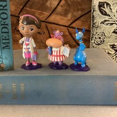Disney Doc McStuffins Collectible Toy Figures – Dottie Stuffy Hallie