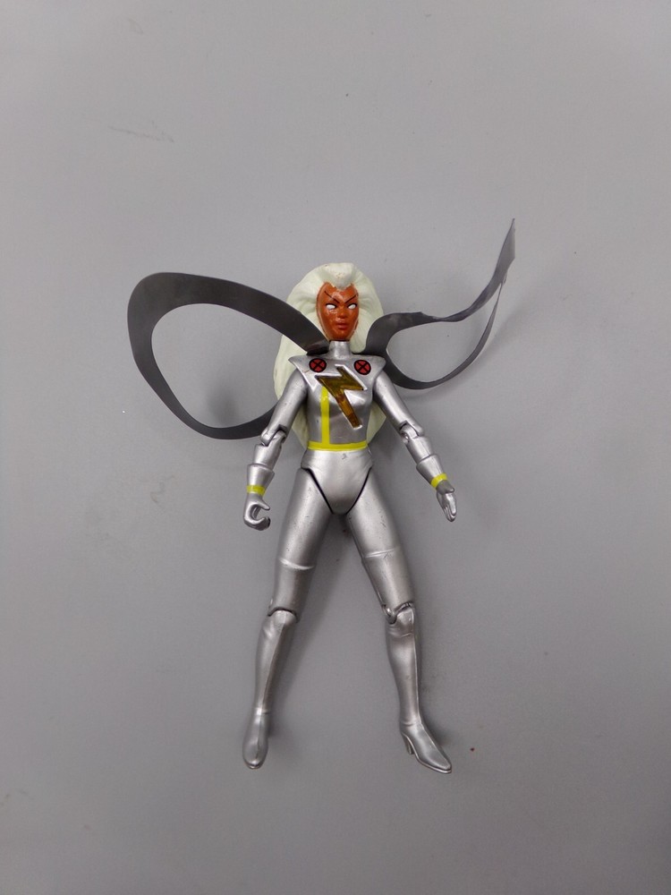 ToyBiz Marvel Uncanny X-Men Storm 5″ Action Figure 1991 Vintage