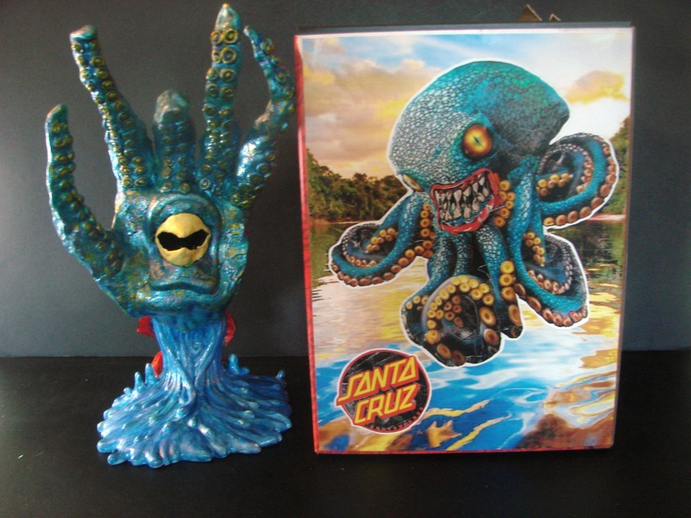 OCTO HAND Custom Kidrobot Santa Cruz Skateboards Screaming Hand Figure