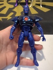 Lot Of 3: ToyBiz Marvel Figures: 1995 Iron Man, 1995 Hawkeye & 1994 Spider-Woman