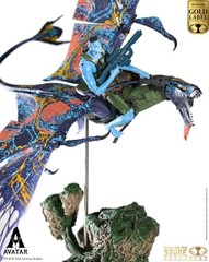 Avatar: The Way of Water – Quaritch & Banshee Gold Label Figure (SDCC)- Presale
