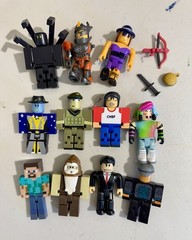 R0BL0X Mini Figures Various Lot Of 11 w/few Accessories – RARE ?