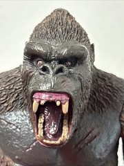 2 NECA King Kong 8″ Action Figures: #42749 (2020) & Ultimate #42742 (2021) *READ
