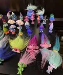 Hasbro DREAMWORKS Trolls Movie Band Collectible Dolls Assorted Lot Of 50