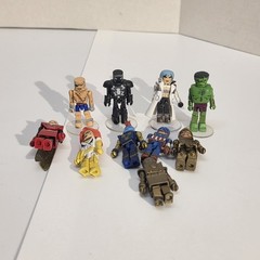Marvel Capcom Minimates Lot Of 10 Iron Man Hulk