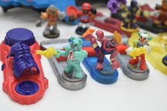 Akedo Ultimate Arcade Warriors Mini Battle Action Figure – Your Choice