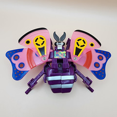 INVADING INSECT V WORLD (Vintage LH Toys) Rainbow MOTH Knock-off Transformers KO