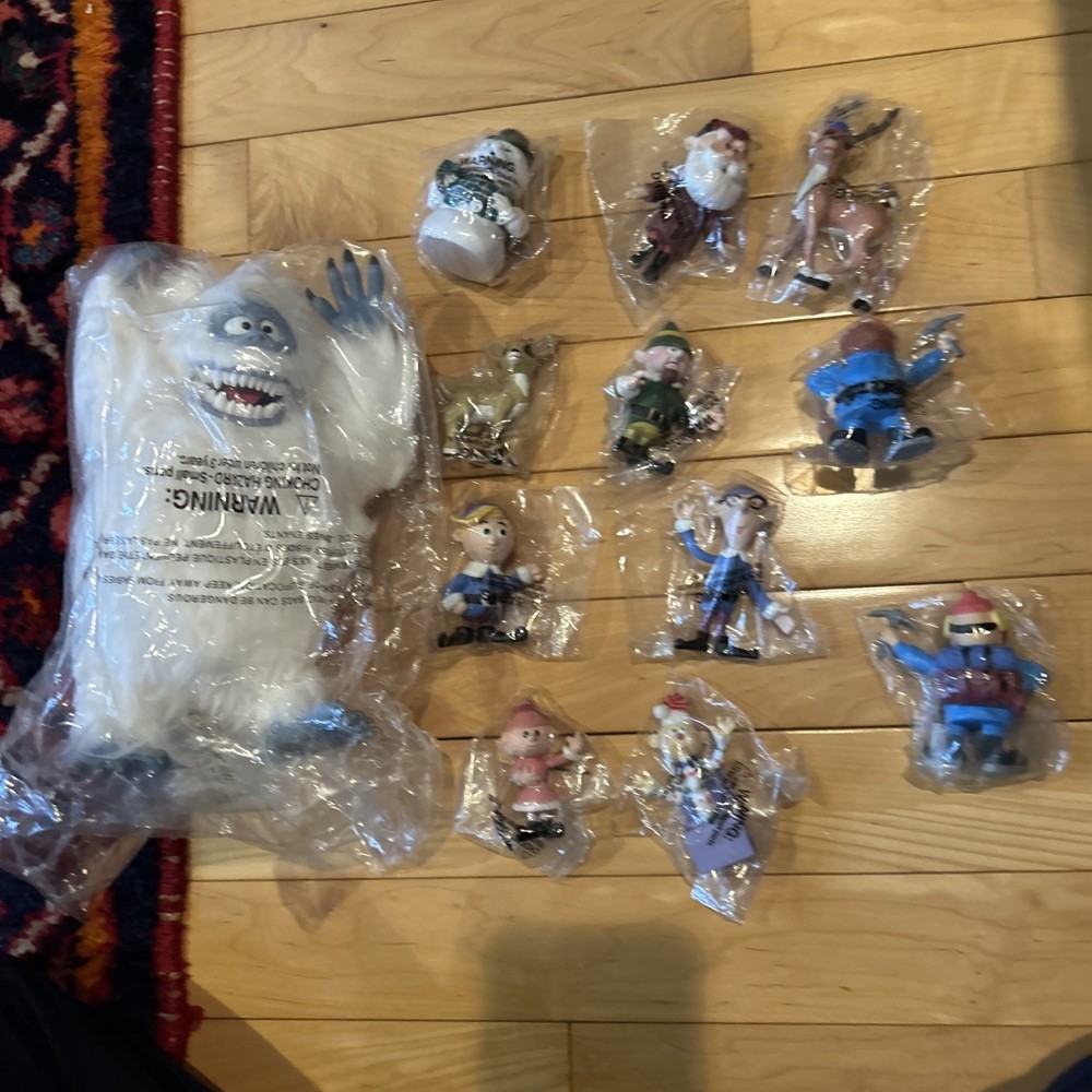 New Abominable Snowman (8”) Figures- Playing Mantis, set of 12 (NO Rudolph)