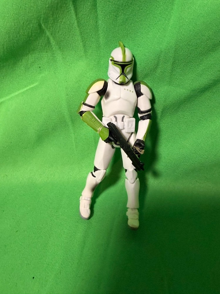 Star Wars Clone Trooper Troop Green Sergeant Battle Damage EE Exclusive