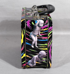 Ooga Chaka Dancing Baby – Magnetic Dress Up – T Shirt & CD – Metal Case
