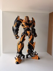 Age of extinction threezero dlx scale 3rd party bumblebee