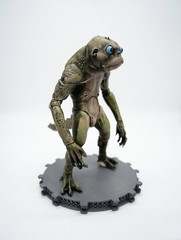 Bud Kalisk Predator Badlands Figure – Hand-Painted 15cm Custom w/ Stand