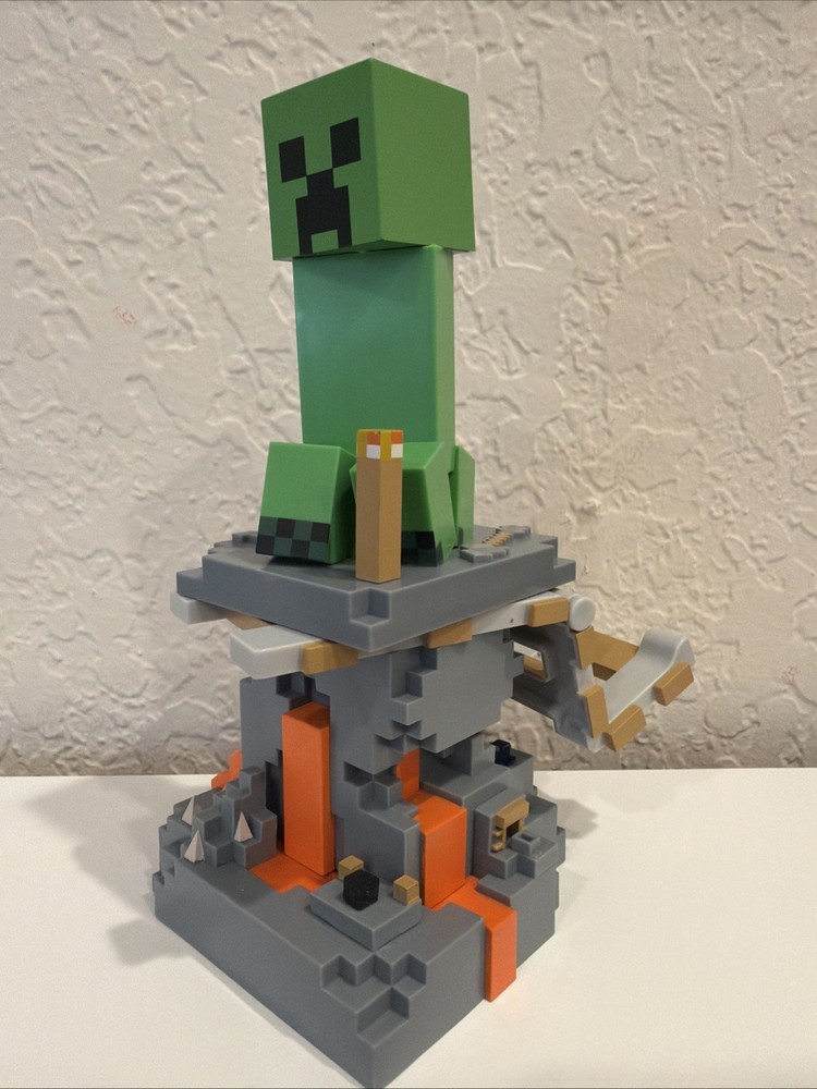 Exquisite Gaming: Minecraft: Creeper – Cable Guys