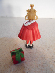 Cindy Lou Who Movie Action Figure Dr. Suess Grinch w Package & envelope Carey