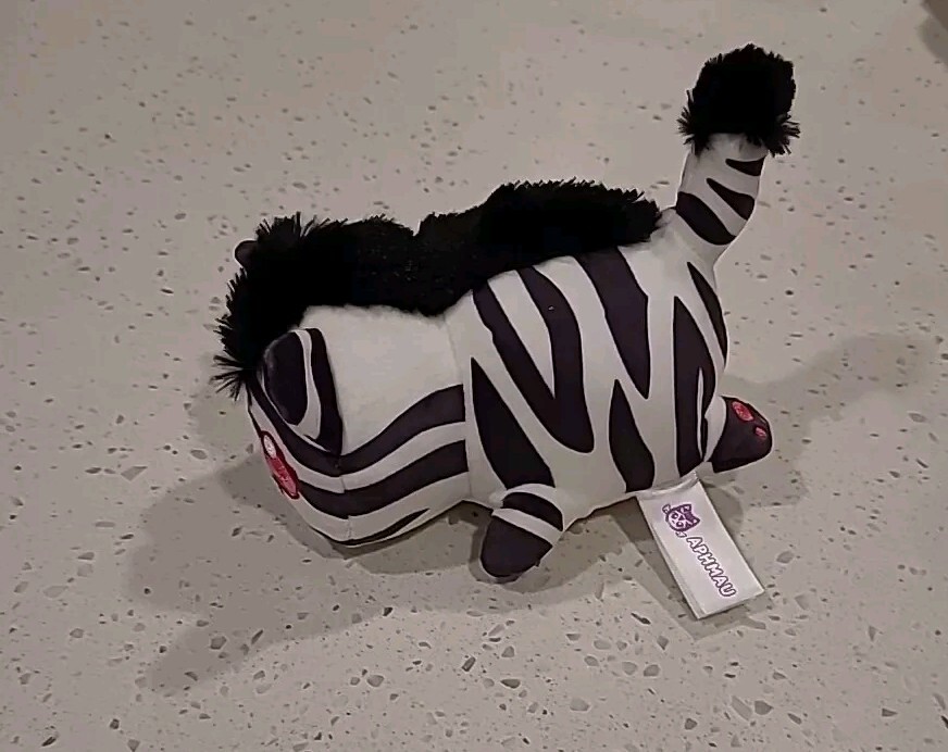 Aphmau MeeMeows Safari Limited Edition – ZEBRA CAT Mystery Plush
