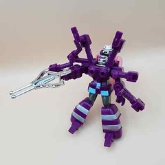 INVADING INSECT V WORLD (Vintage LH Toys) Rainbow MOTH Knock-off Transformers KO