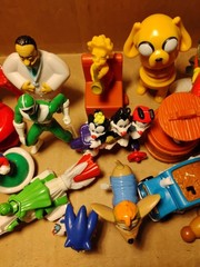 Fastfood Toys Great Mix Cat dog, Sonic, Power Rangers, Simpsons, Joker, Pooh Vtg