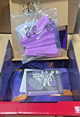 Hasbro 86-12 Transformers The Movie Studio Series Coronation Starscream *DMG BOX