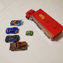 Diecast Disney Pixar Cars McQueen Mack Hauler Truck 95 Kids Toy Car Lot Set Film