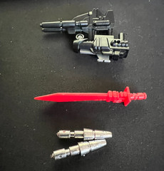 Transformers Dinobot -Grimlock G1 Hasbro–Only missing one Accessory