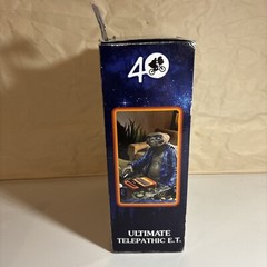 NECA Ultimate Telepathic E.T. – NEW – Box damage