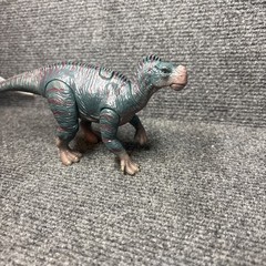 Disney’s Dinosaur Film 2000 Electronic Ferocious Talking Kron Iguanodon Baylene