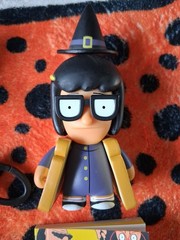 Bobs Burgers- TALKING Burger -Keychain -Book KidRobot Witchy Toy LOT! Tina Hugo