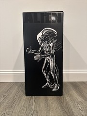 Alien Xenomorph 24″ Glow In The Dark Fig. 2014 SDCC Exclusive Gentle Giant /250