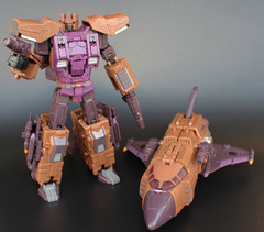 Jinbao Best Bruticus Robot Oversized Warbotron Toy Big Figure
