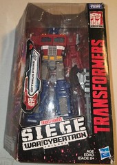 Hasbro Transformers Siege War for Cybertron Optimus Prime Voyager Class New