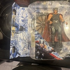 THE MIGHTY THOR Action Figure — Diamond Select Toys Disney Store Exclusive-2017