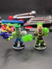 Legends of Akedo Ultimate Arcade Warriors 16 Figure 16 Controller Battle Lot