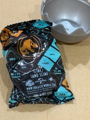 JURASSIC WORLD REBIRTH CAPTIVZ MYSTERY EGG FLOCKED D-REX RARE NEW