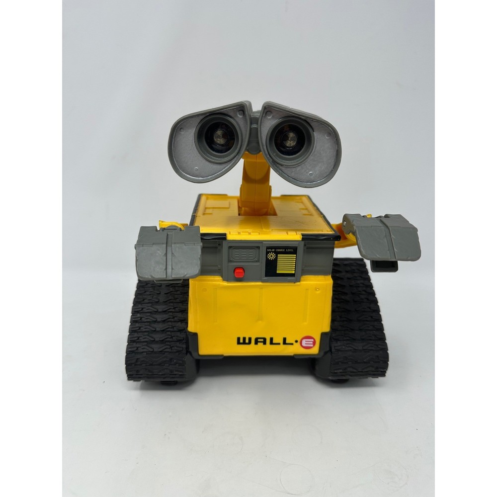Mattel Disney Pixar Wall-E Interactive Light Up Sound Action Figure GPN30