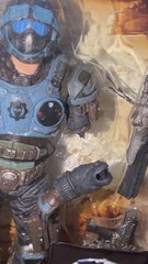 – DAMAGED – NECA / Player Select – Gears of War 2 : Cog Soldier – Action Figure