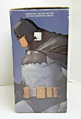 DC Designer Series ANDY KUBERT – Batman Statue Dark Knight #1384 of 5000