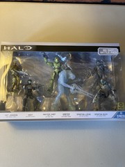 2023 World of Halo BIG SHOT BATTLE PACK Vault Exclusive Chief Arbiter WCT 6 New