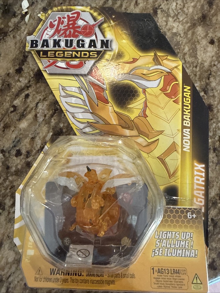 Bakugan Legends Nova Pegatrix (Gold) Light Up Action Figures w/ Trading Card