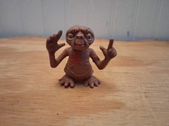 E.T. Extra Terrestrial 15 Years Of Elliott On Bike Rare 3 Figures And A Statue