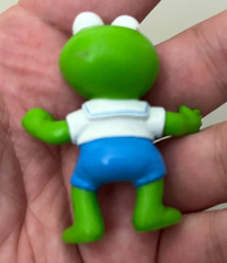 Kermit The Frog The Muppets Vintage (1986) Pvc Toy, and 2 Smurfs