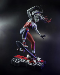 DC Direct Harley Quinn 1:10 Scale Resin Statue by Ivan Tao