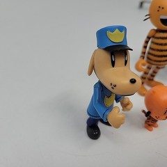 Lot of 5 Dog Man Petey Chief Flippy The Fish Figures Jakks Poseable Joints EUC