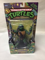 Teenage Mutant Ninja Turtles Classics Series Donatello Action Figure NEW