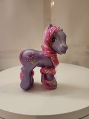 Hasbro My Little Pony G3 PETAL BLOSSOM 2003 Super Long Hair Pony