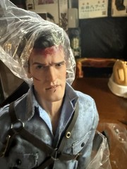 Asmus Toys Evil Dead 2 Ash Williams 1:6 Action Figure
