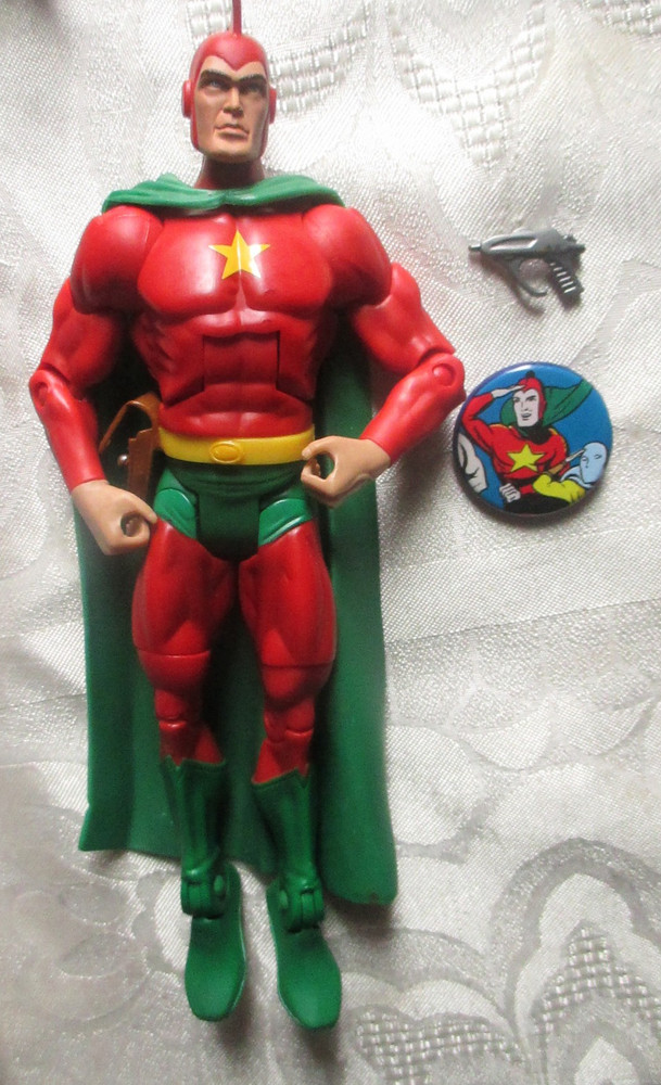 DC Classics Starman Golden Age Validus 6″ Figure With Weapon and Pin