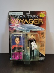 Captain Kathryn Janeway 1995 Voyager STAR TREK Playmates on Chakotay CARD ERROR
