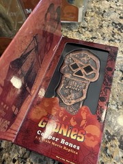 The Goonies Complete Set Of 5 Mezco Figures W Bonus Copper Bones